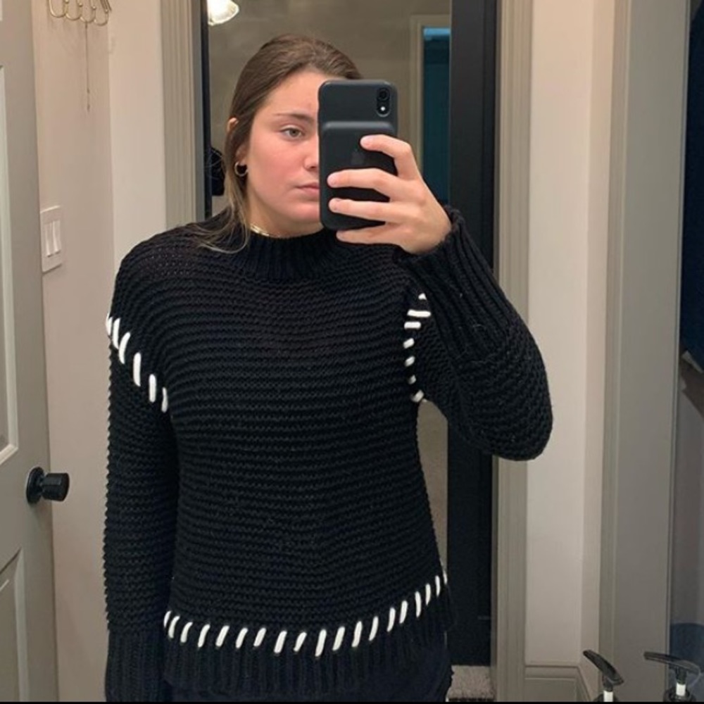 RDI sweater
